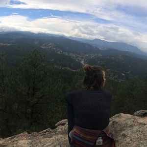 Meet your Posher, Nikole